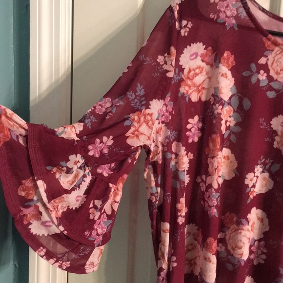 No Boundaries sheer floral print blouse sz XXL - Picture 2 of 4